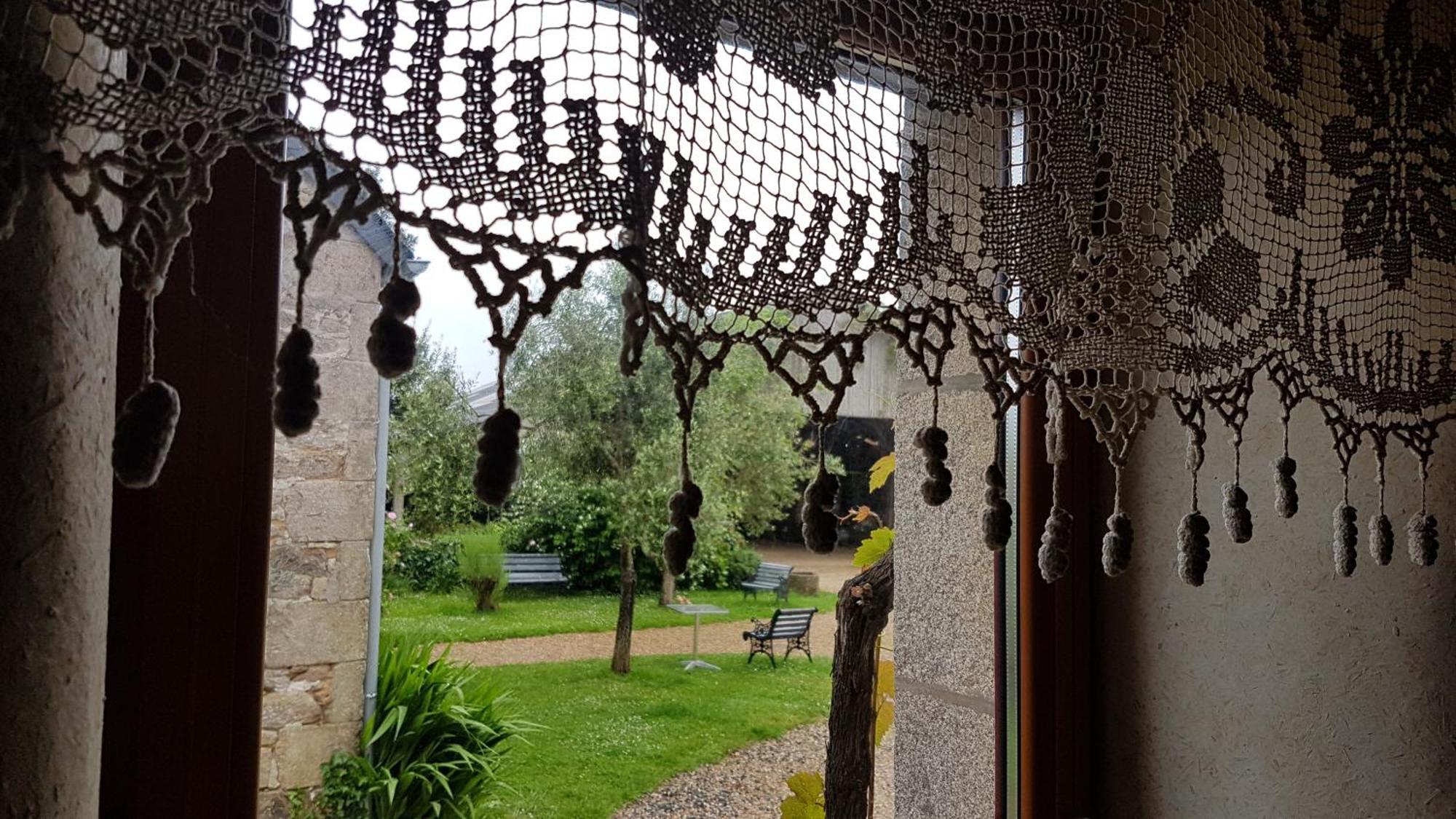 La Ferme De Kerhors Otel Tréméoc Oda fotoğraf